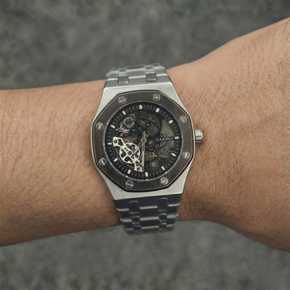 M-L LUXURY MACHENICAL WATCH WITH SKELETON BACK