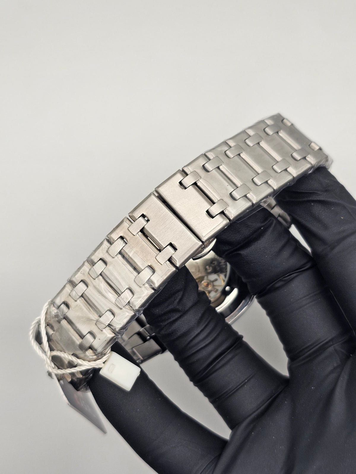 M-L LUXURY MACHENICAL WATCH WITH SKELETON BACK