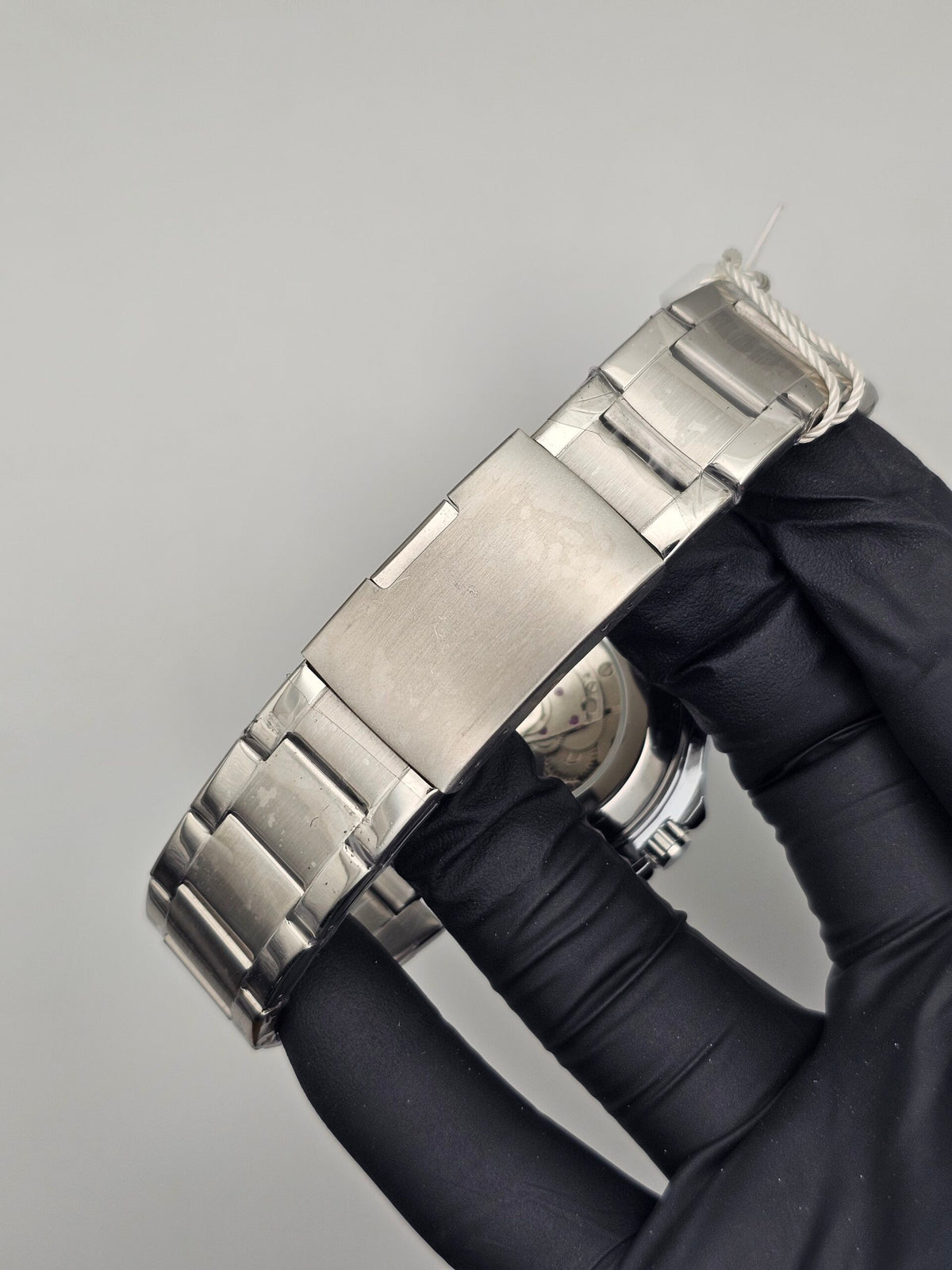 Diver-Style Automatic Watch – Green Dial, Silver Case, Rotating Green Bezel