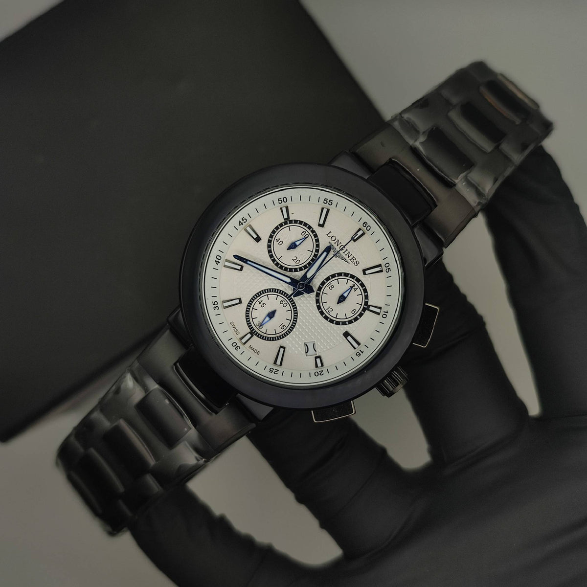 Master Grade Chronograph Watch – Men's White Dial Black Chrono Wristwatch