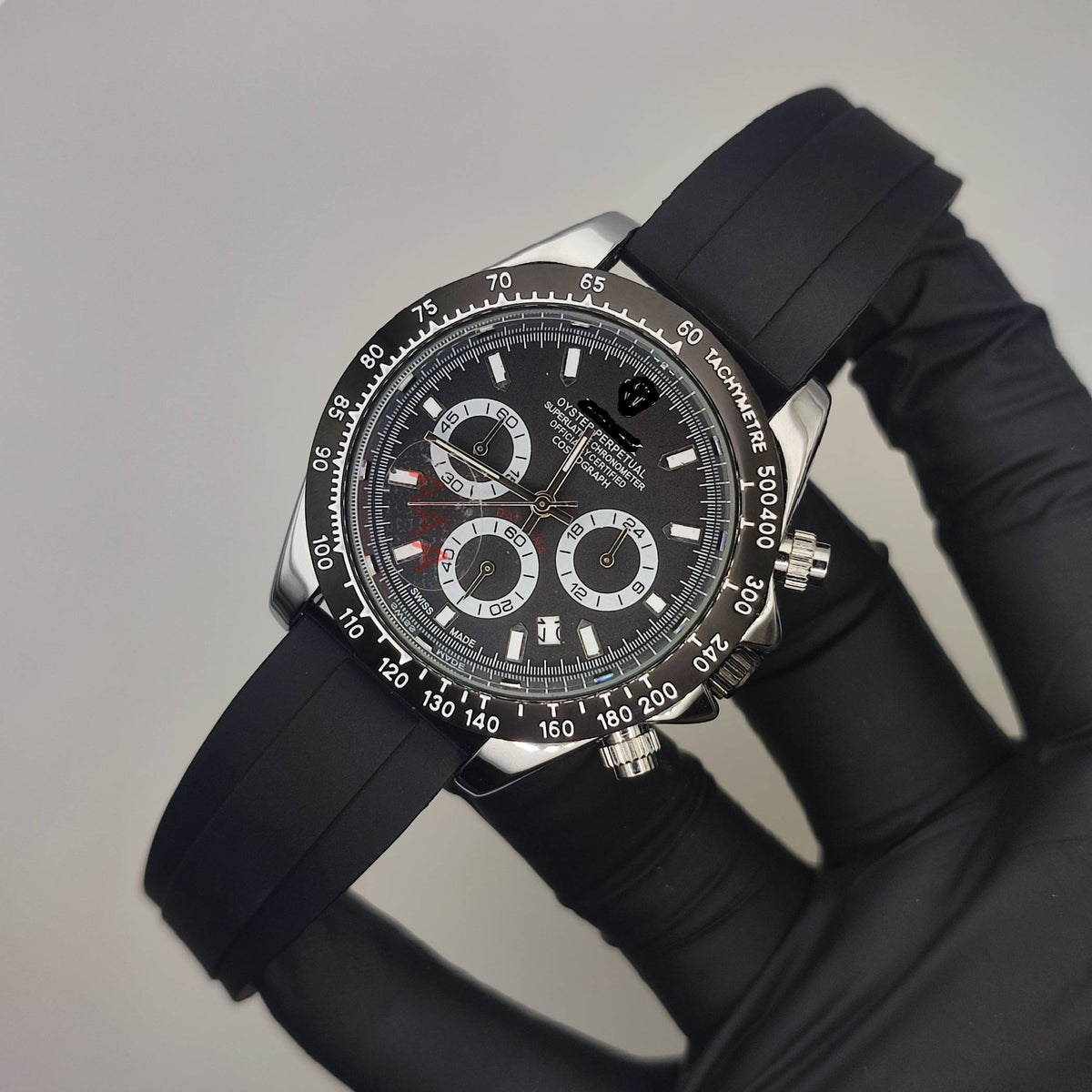 Premium High-Quality Chronograph Watch – Silver & Black Case, Rubber Strap