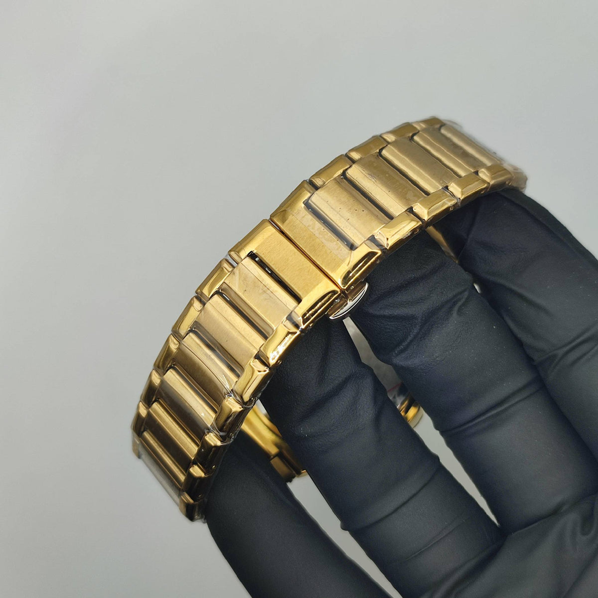 Men's Chronograph Watch – Gold & Black | Business Casual Quartz Wristwatch with Date Display
